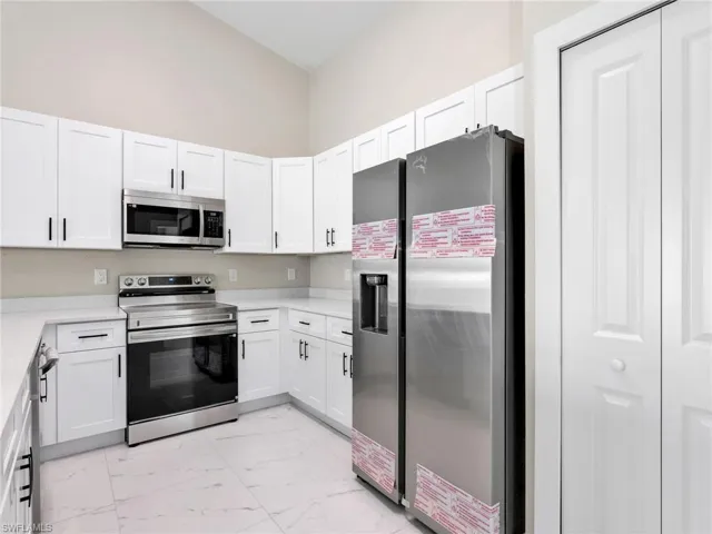 362/364  Petite  AVE, Lehigh Acres, FL 33974