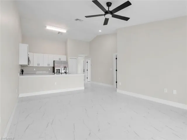 362/364  Petite  AVE, Lehigh Acres, FL 33974
