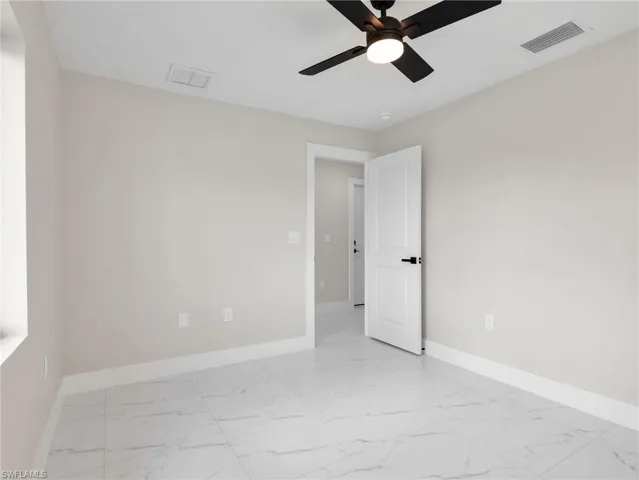 362/364  Petite  AVE, Lehigh Acres, FL 33974