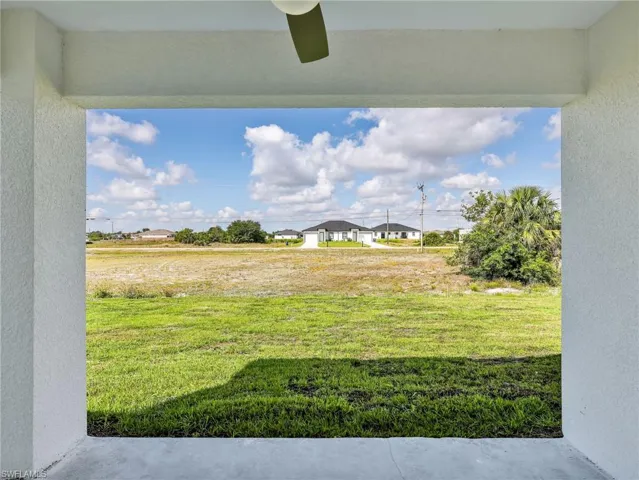 362/364  Petite  AVE, Lehigh Acres, FL 33974