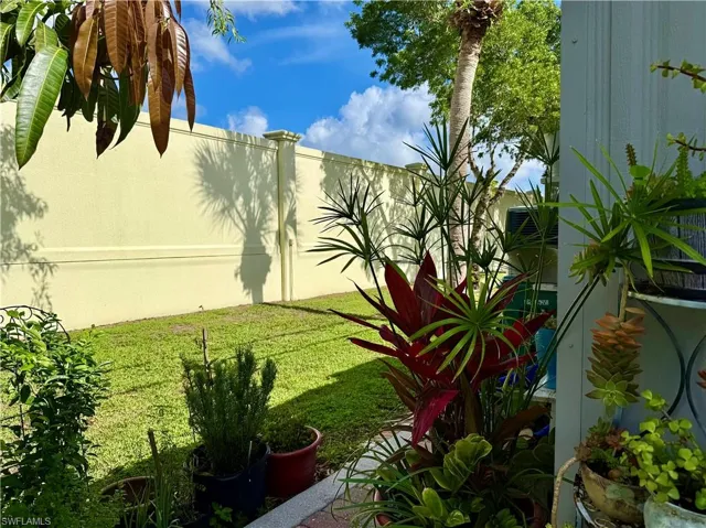 133 Redwood Ln, Naples, Florida 34114