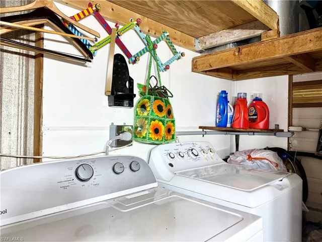 133 Redwood Ln, Naples, Florida 34114