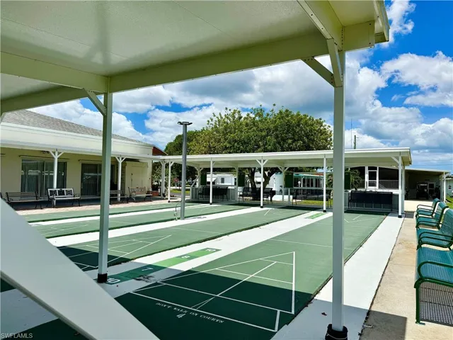 133 Redwood Ln, Naples, Florida 34114