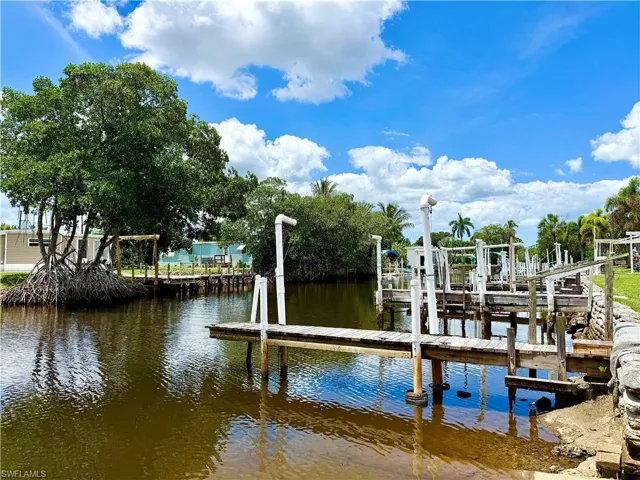 133 Redwood Ln, Naples, Florida 34114