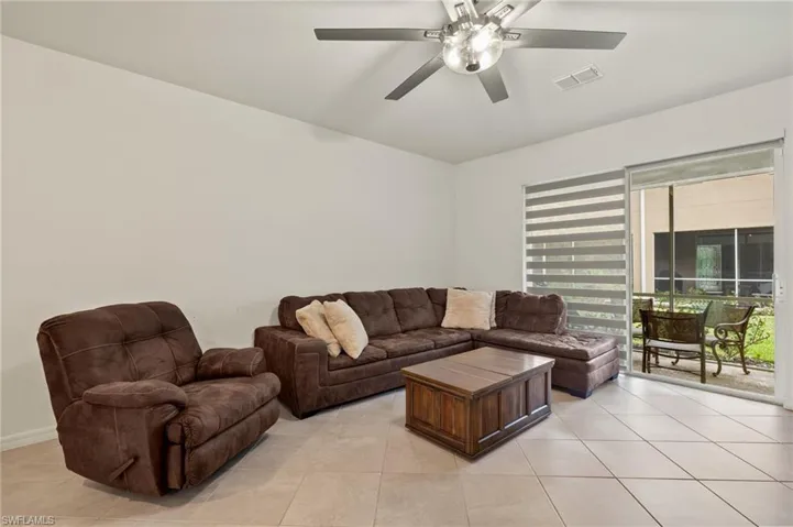 2934 Citrus St, Naples, Florida. Esperanza Bustamante, Listing Agent.