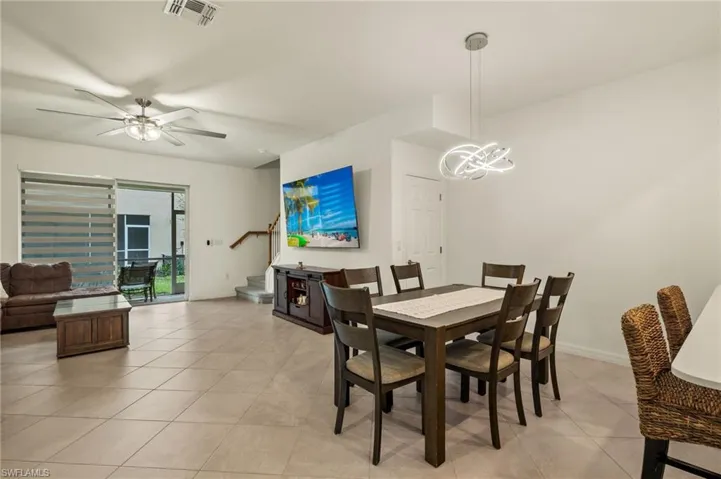 2934 Citrus St, Naples, Florida. Esperanza Bustamante, Listing Agent.