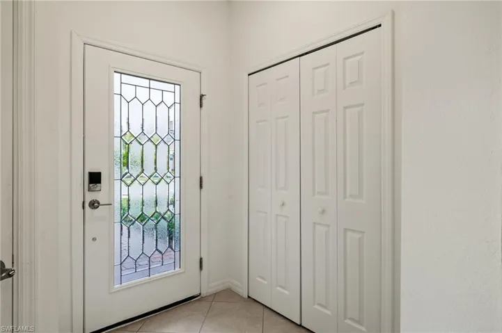 2934 Citrus St, Naples, Florida. Esperanza Bustamante, Listing Agent.