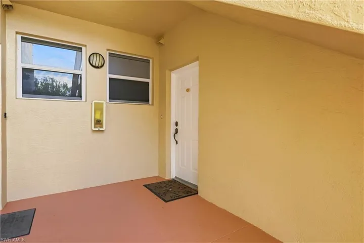 no stairs for easy access