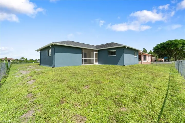 2424  43rd NE AVE, Naples, FL 34120