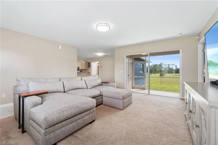 2424  43rd NE AVE, Naples, FL 34120