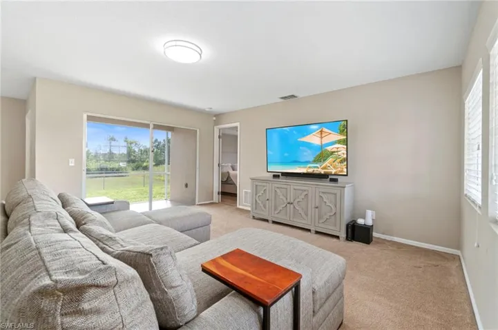 2424  43rd NE AVE, Naples, FL 34120