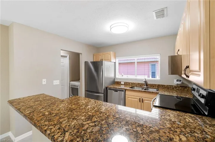 2424  43rd NE AVE, Naples, FL 34120