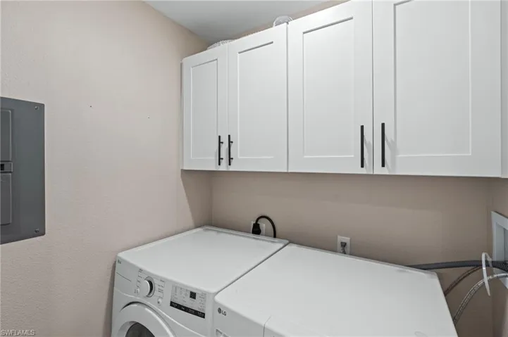 Nice and new appliances