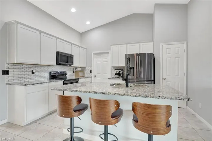 407 NW 13th  ST, Cape Coral, FL 33993