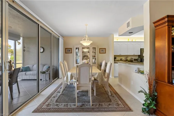 2655  Magnolia Park  LN, Naples, FL 34109