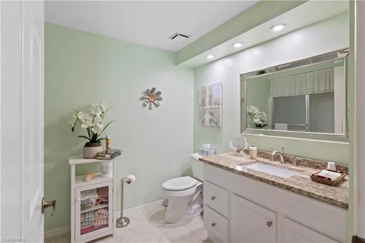 2655  Magnolia Park  LN, Naples, FL 34109