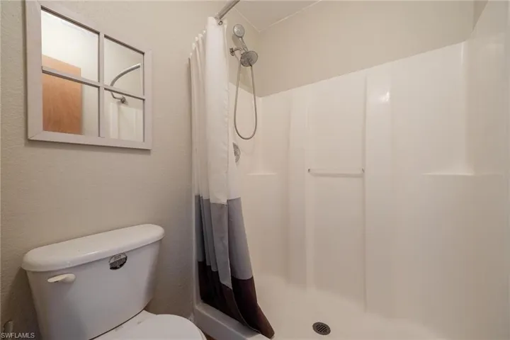 Separate Shower and commode to #2 en-suite bath.