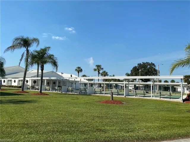167  Chisholm  TRL, North Fort Myers, FL 33917