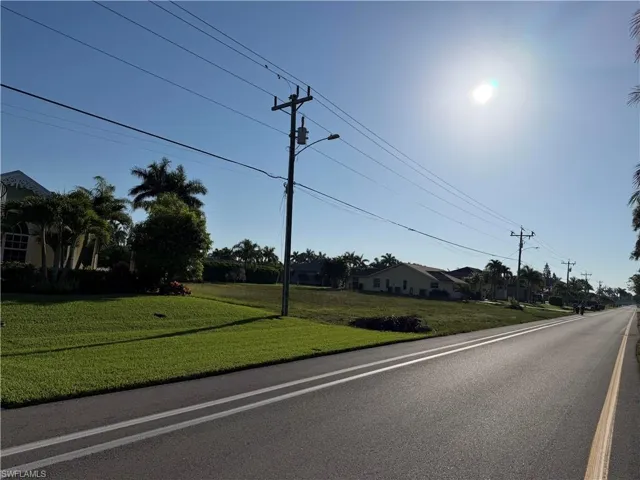 1721 El Dorado Pkwy W, Cape Coral, Florida 33914