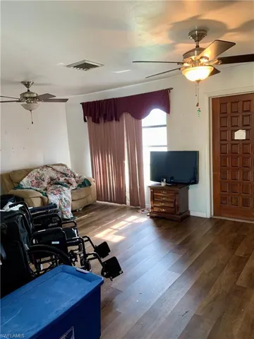 2209 Delta St, Fort Myers Fl 33907