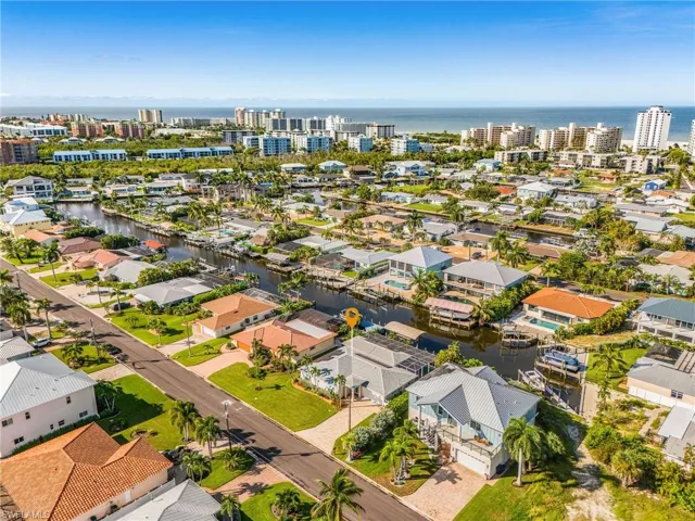 8 Palmview Blvd, Fort Myers Beach, Florida 33931