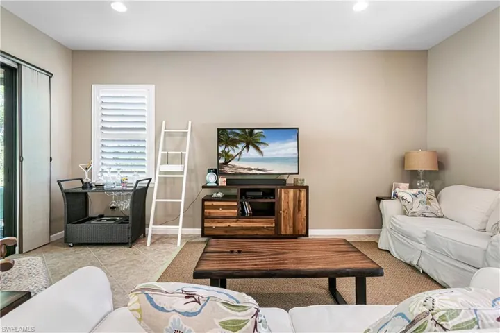 Living area featuring recessed lighting