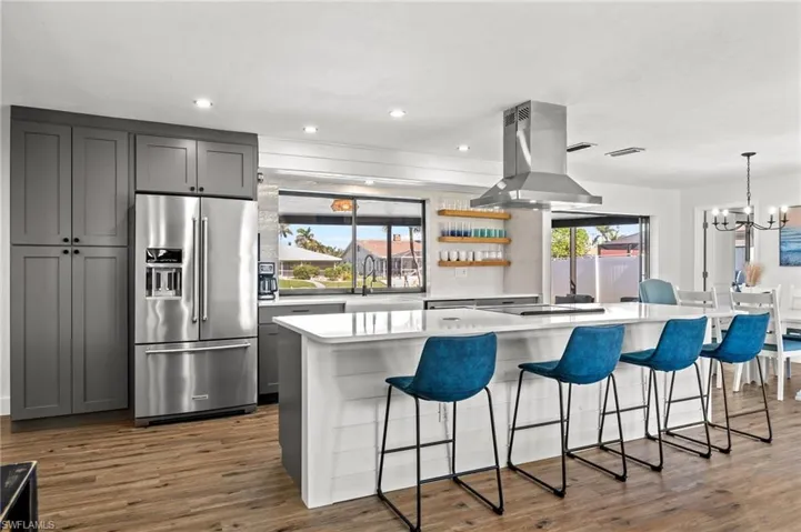 Breakfast Bar perfect for entertaining