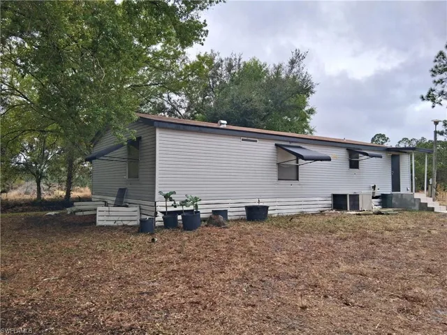 View of side of property