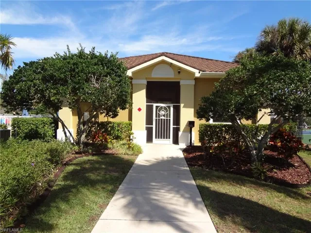 1781  Four Mile Cove  PKWY, Cape Coral, FL 33990