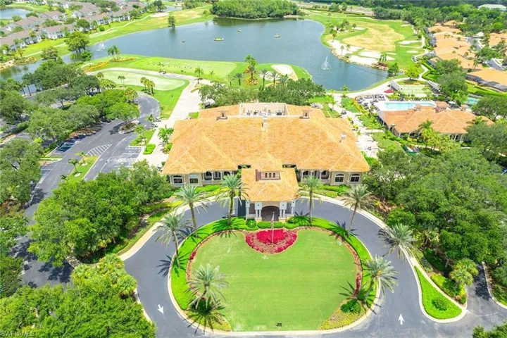 7000  Pinnacle  LN, Naples, FL 34110