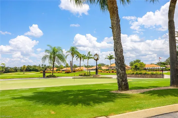 7000  Pinnacle  LN, Naples, FL 34110