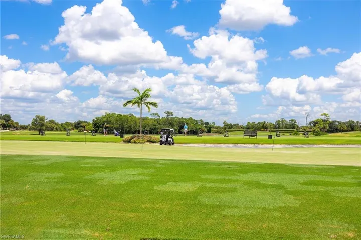 7000  Pinnacle  LN, Naples, FL 34110