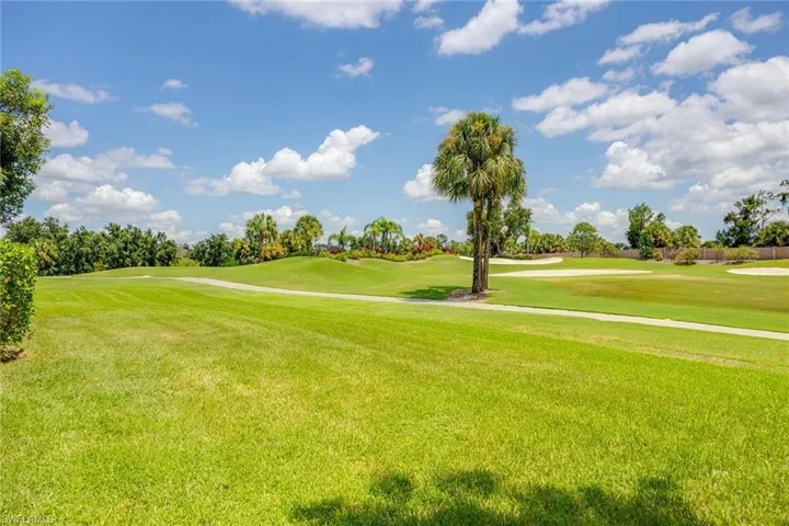 7000  Pinnacle  LN, Naples, FL 34110