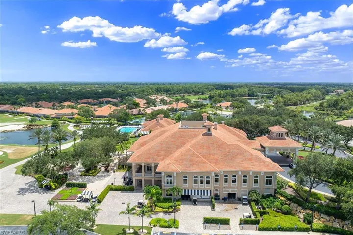 7000  Pinnacle  LN, Naples, FL 34110
