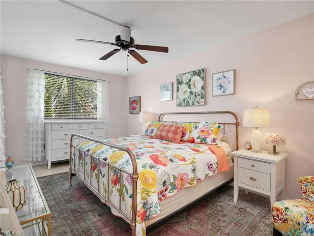 801 River Point Dr 203a, Naples, Florida 34102