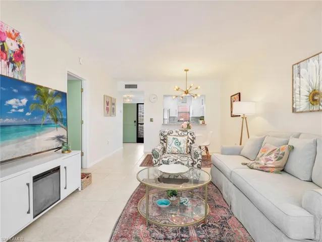 801 River Point Dr 203a, Naples, Florida 34102