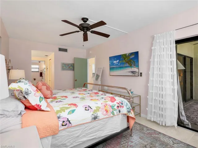 801 River Point Dr 203a, Naples, Florida 34102