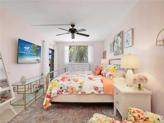 801 River Point Dr 203a, Naples, Florida 34102