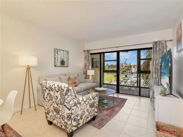 801 River Point Dr 203a, Naples, Florida 34102