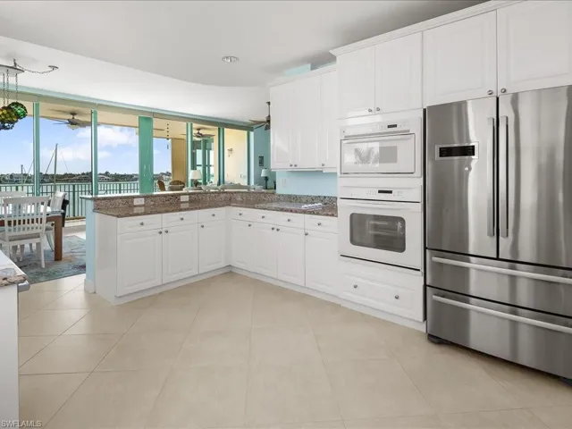Bright Airy Kitchen Open to Living and DiningMaring