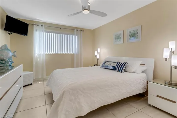 701 Barfield Dr, Marco Island, Florida 34145