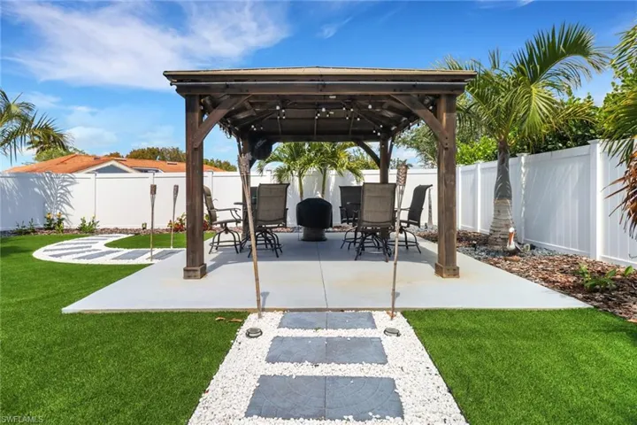 701 Barfield Dr, Marco Island, Florida 34145