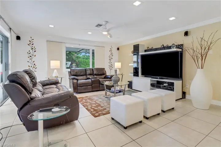 701 Barfield Dr, Marco Island, Florida 34145