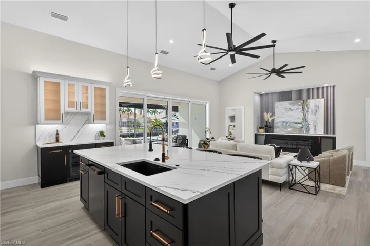 5312 Sw 9th Pl, Cape Coral, Florida 33914