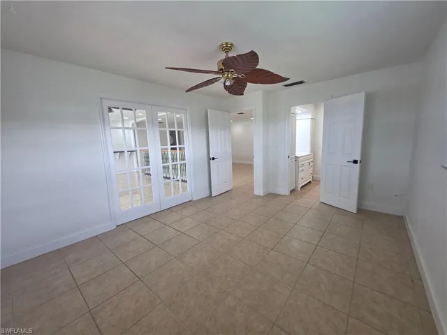 1038 SE 30th  ST, Cape Coral, FL 33904