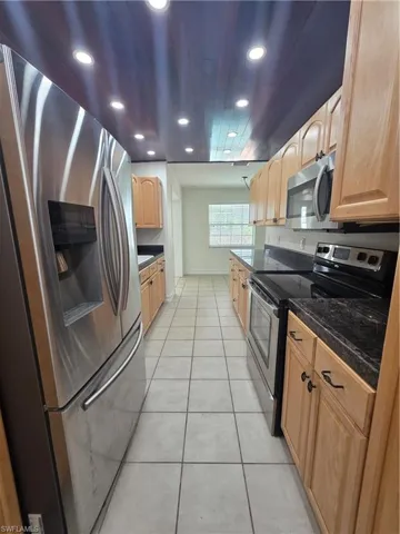 1038 SE 30th  ST, Cape Coral, FL 33904