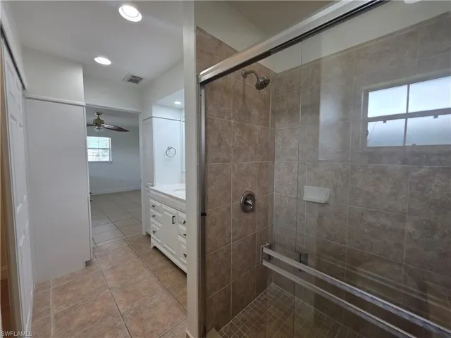 1038 SE 30th  ST, Cape Coral, FL 33904