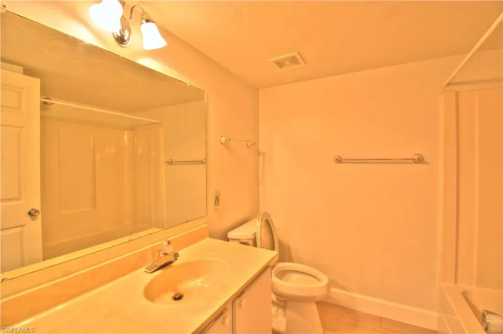 2330 Naples Trace Cir 9-903, Naples, Florida 34109