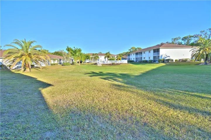 2330 Naples Trace Cir 9-903, Naples, Florida 34109