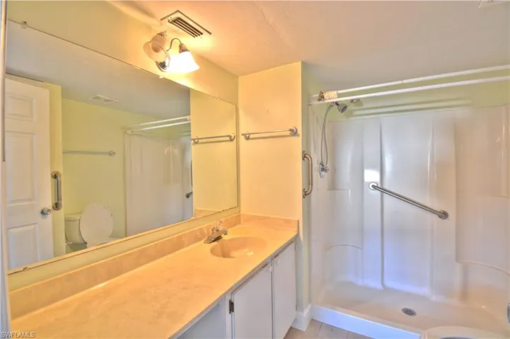 2330 Naples Trace Cir 9-903, Naples, Florida 34109